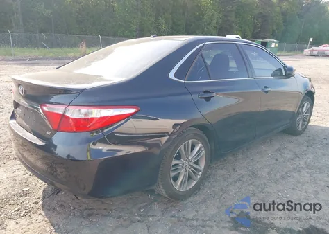 2015 Toyota Camry Se z USA, uszkodzony, nr VIN 4T1BF1FK8FU003330